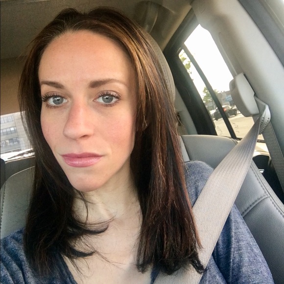 Meet your Posher, Emily - Picture 1 of 1